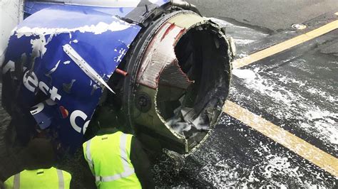 accident avion hublot southwest|southwest airlines left engine failure.